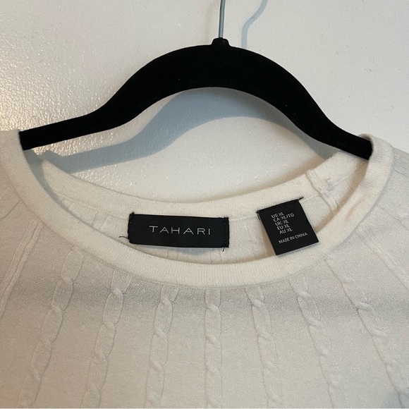 Tahari Cable Knit Long Sleeve Crew Neck Lightweight Sweater in size XL - Picture 4 of 7